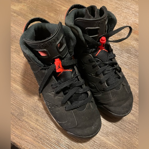 Nike Air Jordan Retro 6 Vi SZ 6.5Y Bred Black Infrared 384665-060 - Picture 4 of 7